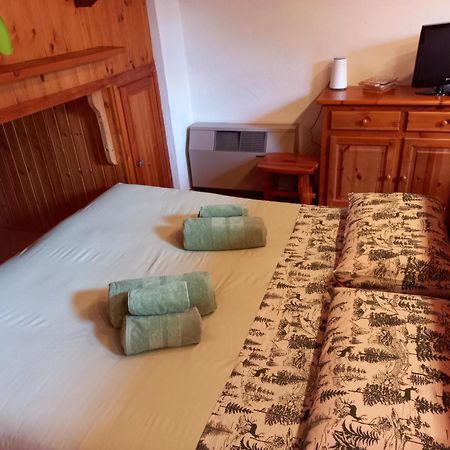 Mansarda Bardonecchia Apartment Bagian luar foto
